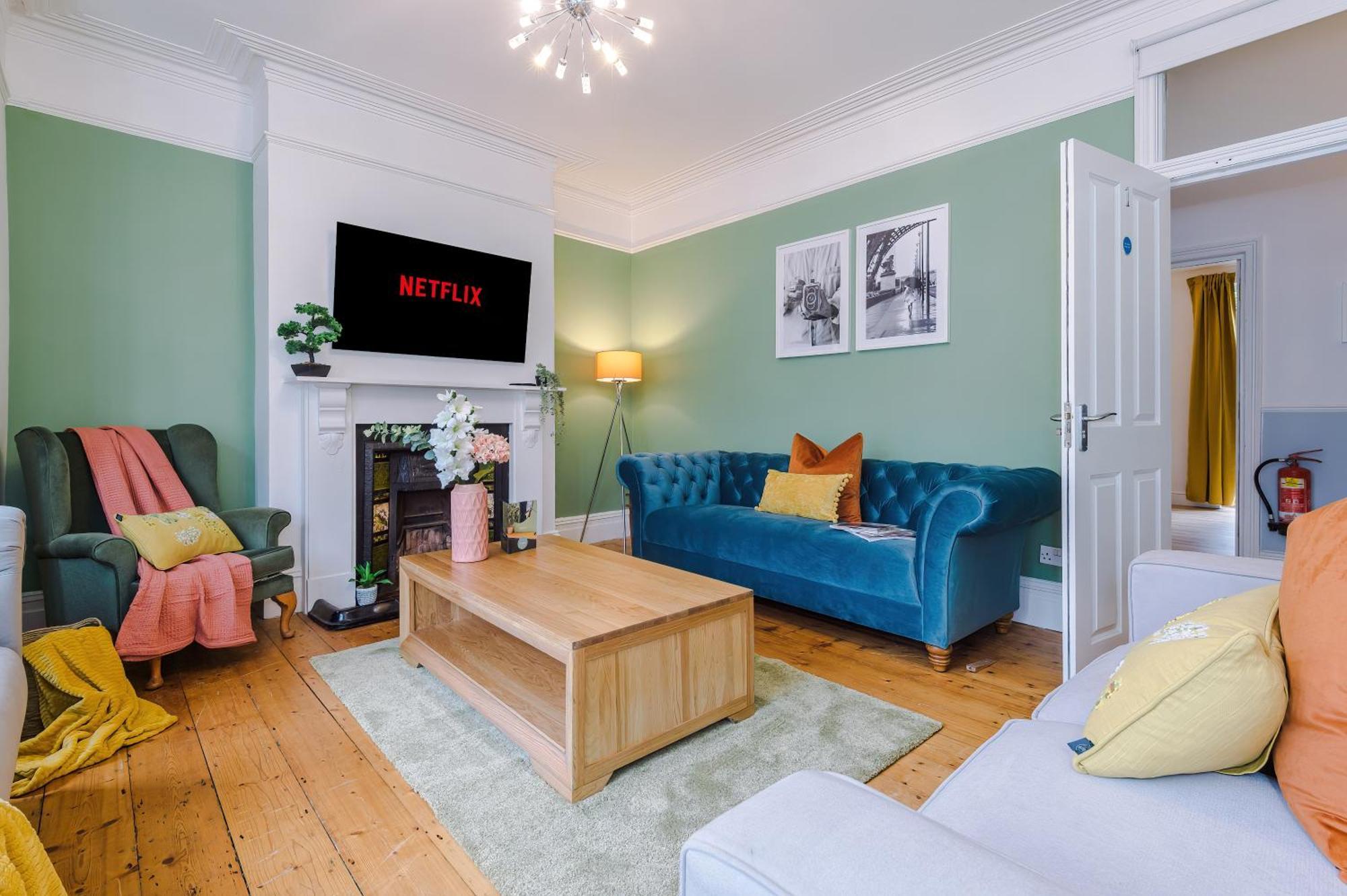 Incredible - Five Bedroom - 7 Actual Beds - 6 Bathroom House By Purestay - Central Bath With Parking Eksteriør billede