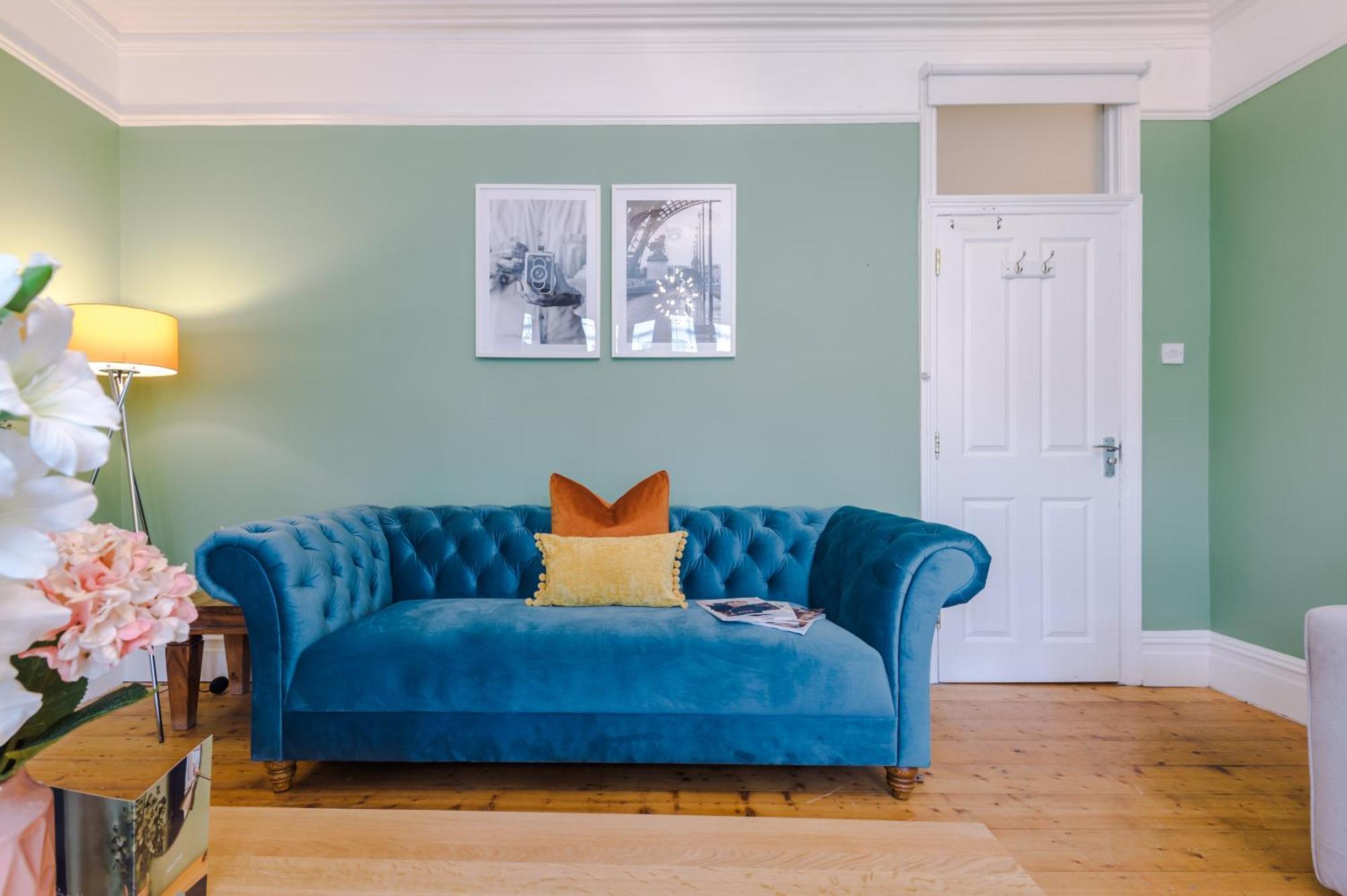 Incredible - Five Bedroom - 7 Actual Beds - 6 Bathroom House By Purestay - Central Bath With Parking Eksteriør billede